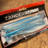 ZANDERBAITS silikona māneklis Zander Shaker 5′ Silver Lake